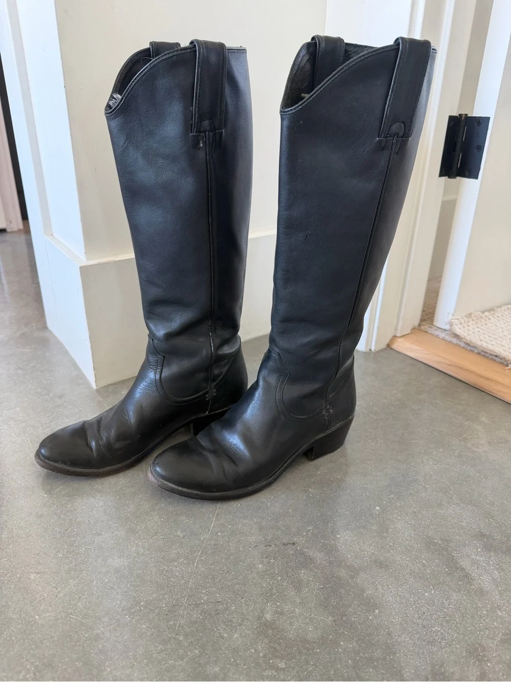 Frye Carson 7M Black Leather Over-the-Knee Riding Boots